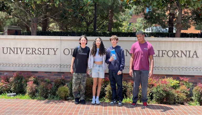 Sycamores students visit USC